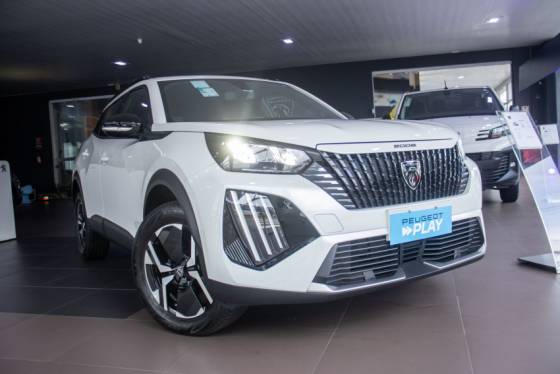 PEUGEOT 2008 1.0 TURBO 200 FLEX ACTIVE CVT